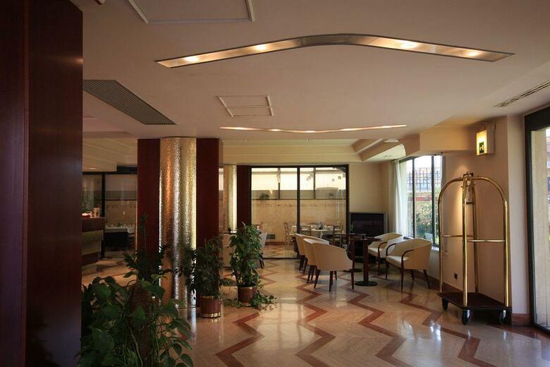 Smooth Hotel Rome West