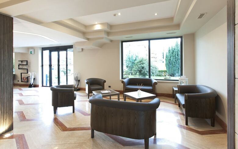 Smooth Hotel Rome West