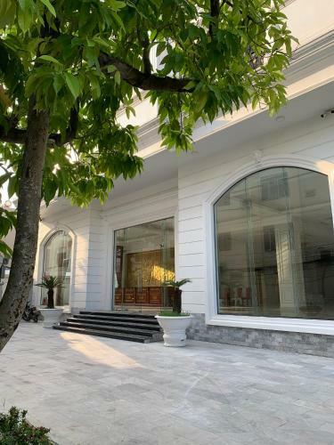 Grand Hill Apartment & Hotel