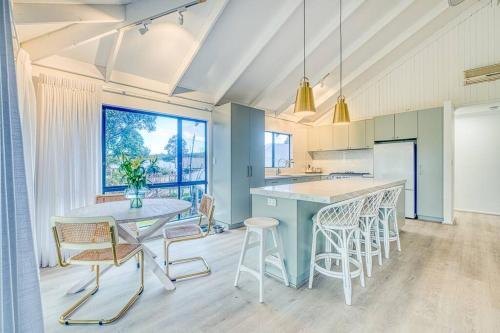 Treetop Rest - Stunning Dunsborough Home