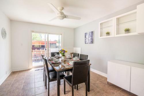 4br Family Home - W Private Pool And Games Room