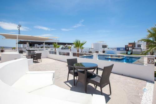 Oceanview Roofdeck And 2 Pools Gym Theater Onsite