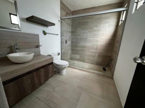 Casa Bosques Del Dorado Le�n Sur Pto Int - Outlets
