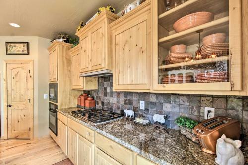 Torreon Crows Nest Mtn Home With Majestic Views
