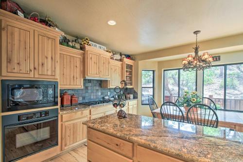 Torreon Crows Nest Mtn Home With Majestic Views