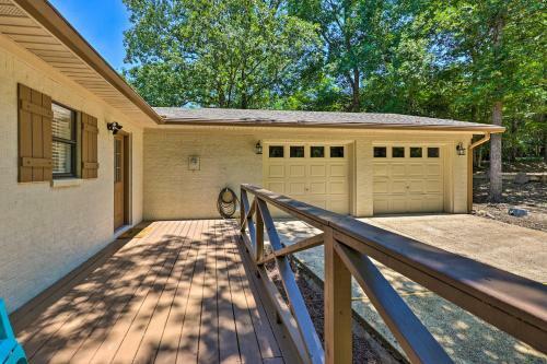 Lakefront Paradise With Fire Pit And Boat Slip!