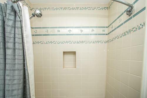Beautiful Remodelheated Pool6br3brsleeps22suv