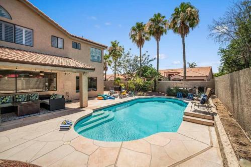 Scottsdale Luxury - Pool, Bbq, Smoker, And Pool Table