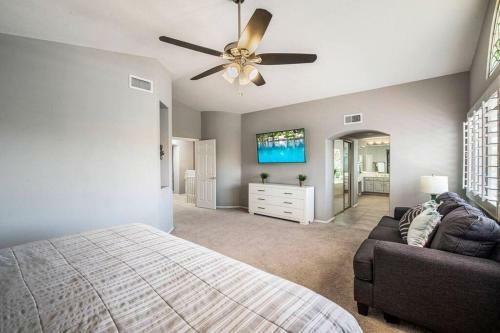 Scottsdale Luxury - Pool, Bbq, Smoker, And Pool Table