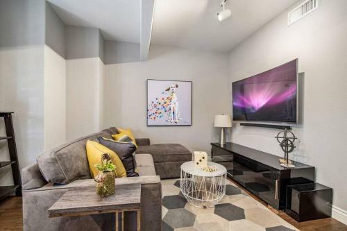 Scottsdale Luxury - Pool, Bbq, Smoker, And Pool Table