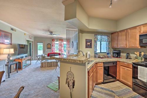 Apartamento Sunny Scottsdale Condo With Pool - 3 Mi To Tpc!