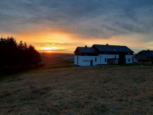 Spacious Holiday Home In Houffalize With Sauna
