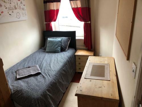 4-bedroom House Close To Barnsley Centre