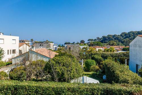 1 Bedroom Apartment, Pool & Garage - Happy Rentals