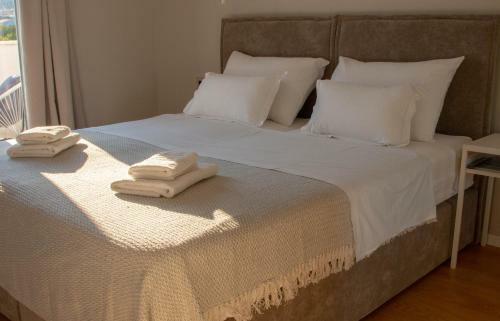 Luxury Villa Levantino Between Olive Trees