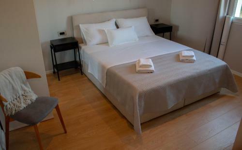 Luxury Villa Levantino Between Olive Trees