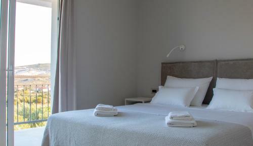 Luxury Villa Levantino Between Olive Trees
