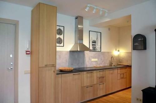 Cozy 1-bedroom Lagoon Apartment With Free Parking Space