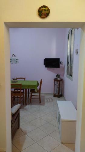 Logghia House