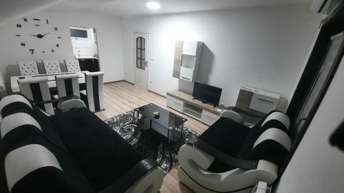 Apartments Ivanovic