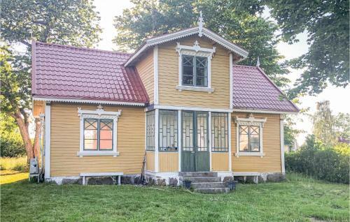 Amazing Apartment In Eringsboda With 2 Bedrooms