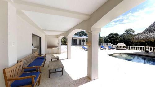 Villa Luxury Tambor Estate With Private Pool And Jacuzzi