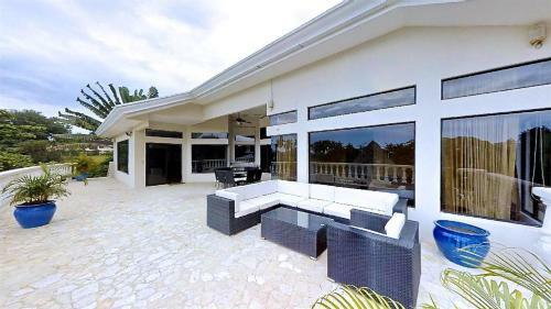 Villa Luxury Tambor Estate With Private Pool And Jacuzzi