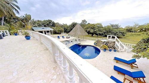 Villa Luxury Tambor Estate With Private Pool And Jacuzzi