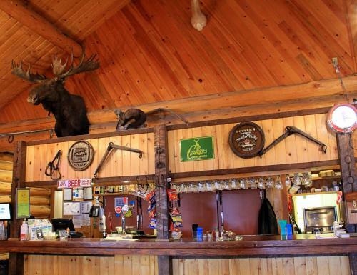 Cariboo Lodge