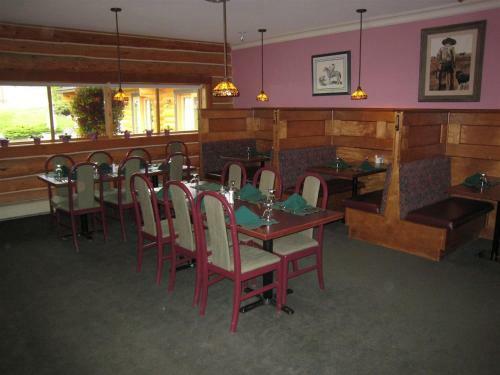 Cariboo Lodge