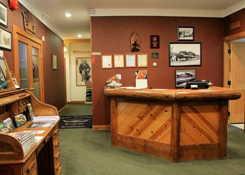 Cariboo Lodge