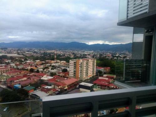 �nico Apartamento En Nuevo Y Moderno Condominio