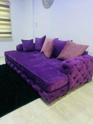 Comforts Court And Apartment
