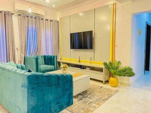 Exquisite 2 Bedroom Serviced Apartment Lekki Phase 1