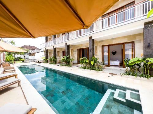 Puspa Ayu Apartments