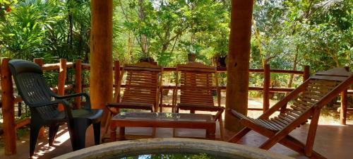 Hostal Batu's Safari Villa