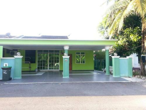 Noor Roomstay Kangar