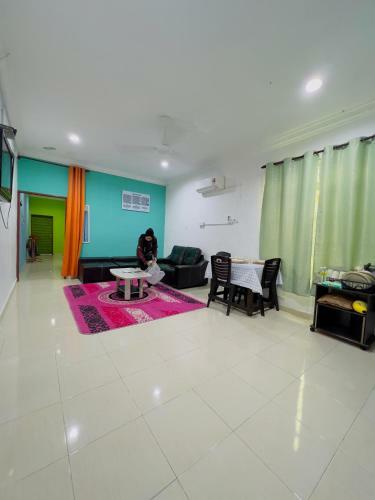 Noor Roomstay Kangar