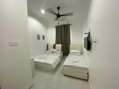 Hostal Dsinggahpcb Guest House