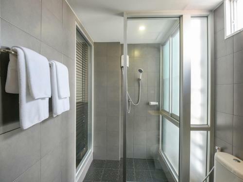 Kitzio House Hotel Huai Kwang