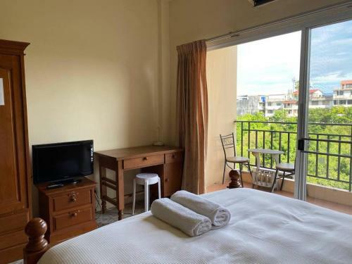Hostal Jomtien Seaside House