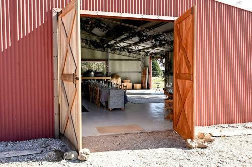Somerton Barn: Alpacas, Cattle & Amazing Views