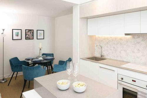 Apartamento Modern 1 Bdr Suite&pool/jacuzzi/gym/freeparking