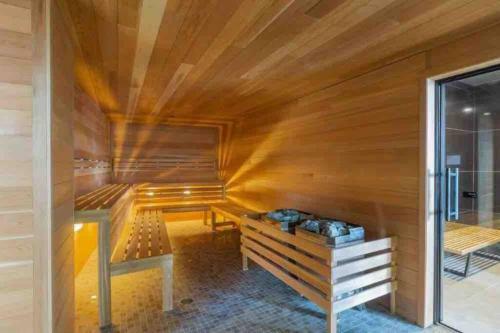 Apartamento Modern 1 Bdr Suite&pool/jacuzzi/gym/freeparking