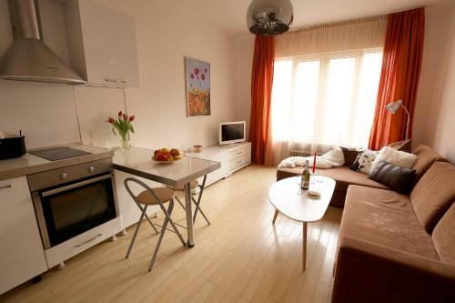 Nika's 2bd, Modern, Dondukov Apartment