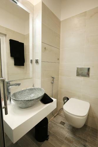 Nika's 2bd, Modern, Dondukov Apartment
