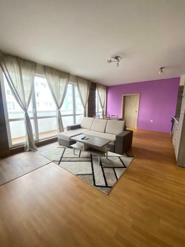 Luxury Apartment - Including Underground Parking