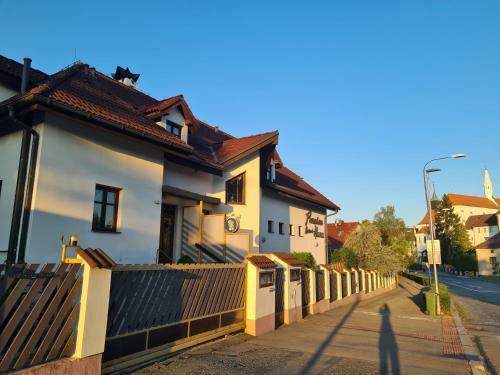 Hostal Penzion Hana