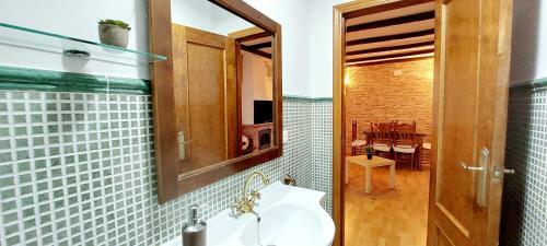 La Casita De Benatae El Conserje