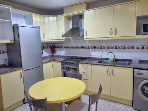 Apartamento Piso Amplio Con Todas Las Comodidades